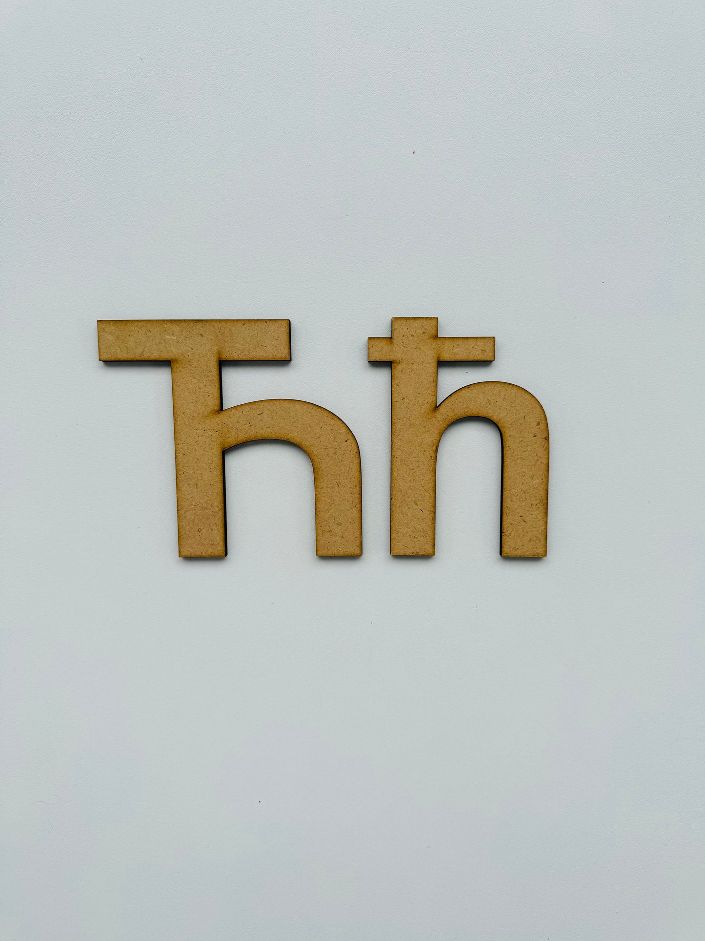 Drvеna slova – ćirilica - Slovo „Ћ“, veliko