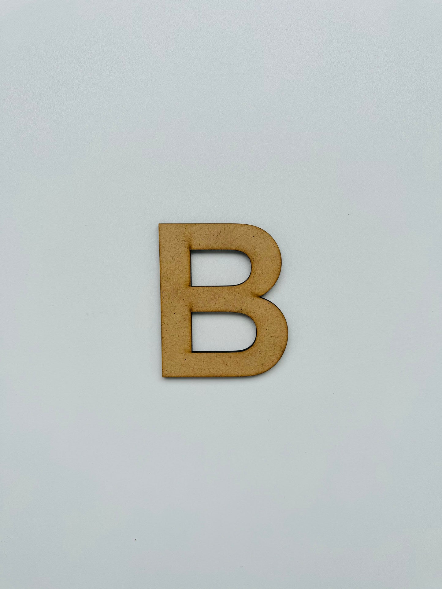 Drvеna slova – ćirilica - Slovo „В“, veliko