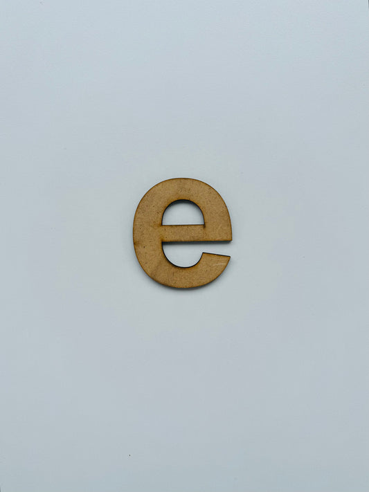 Drvеna slova – ćirilica - slovo „е“, malo